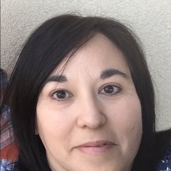 Meet your Posher, Lorenza - Picture 1 of 1